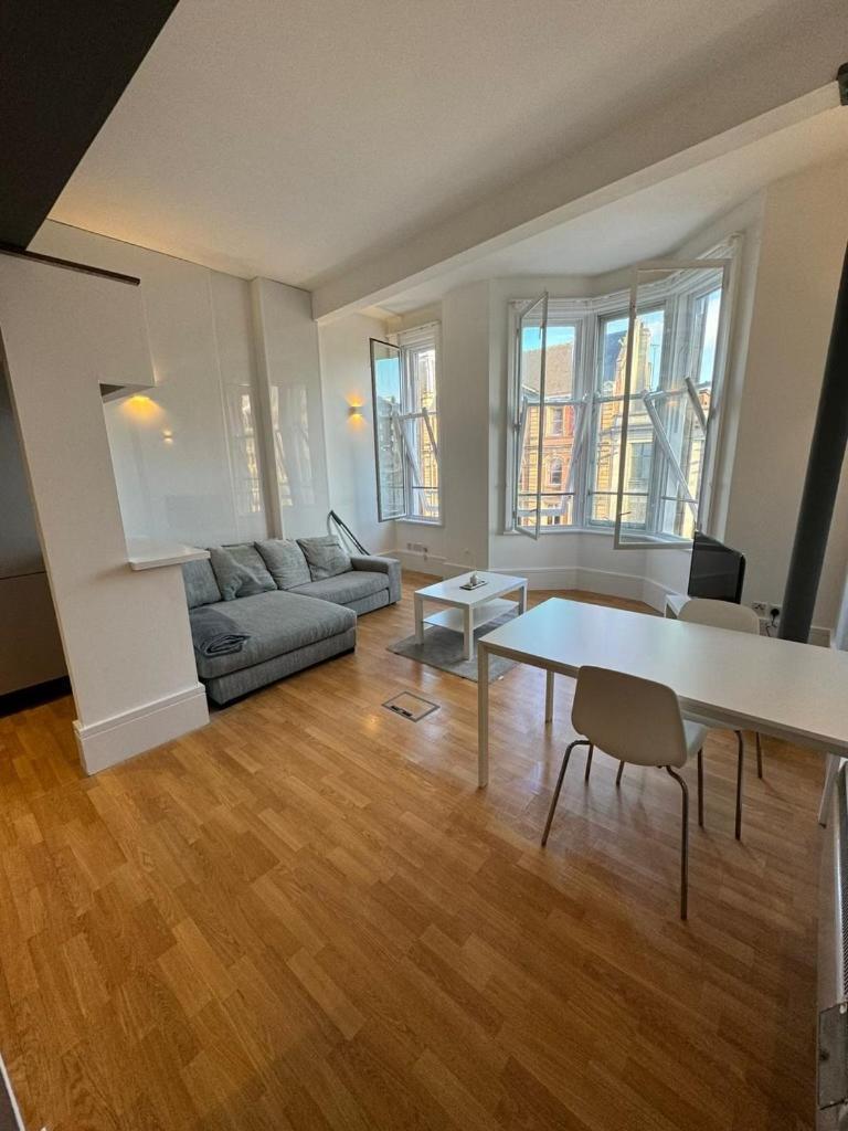 Hepworth Chambers - 2 Bedroom Apartment Лийдс Екстериор снимка